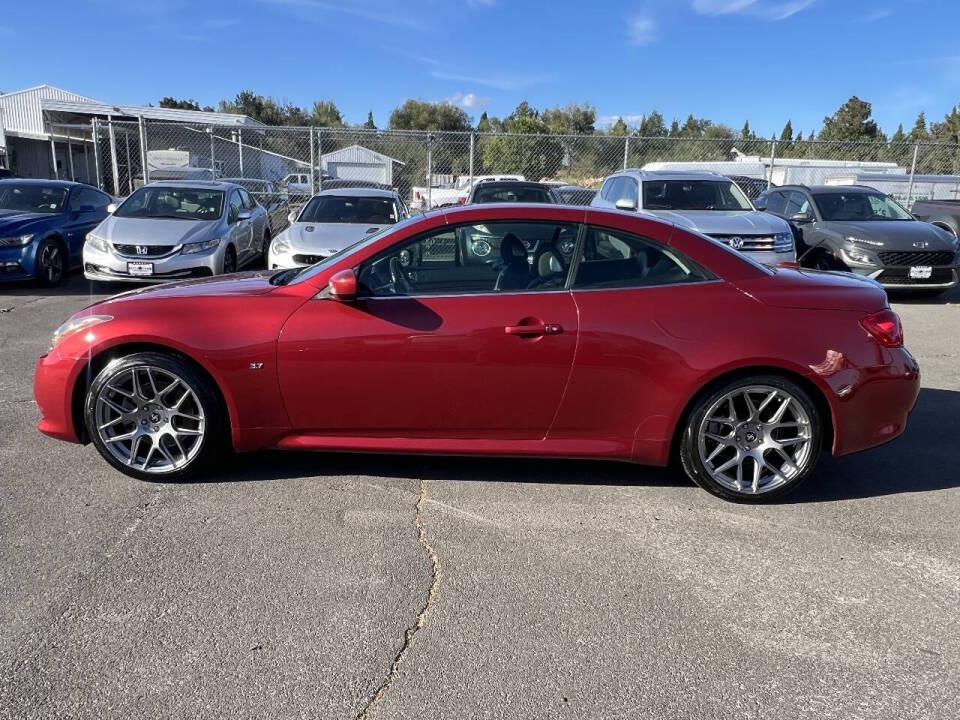 infiniti q60 convertible 2015 JN1CV6FE4FM810059 image infiniti q60 convertible 2015 JN1CV6FE4FM810059 image